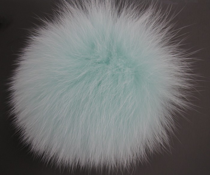 Помпон из меха песца 10 см