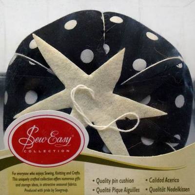 Игольница Hemline Помидор