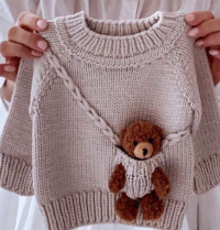 Детская кофточка из пряжи