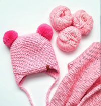 Шапка для малыша из детской пряжи